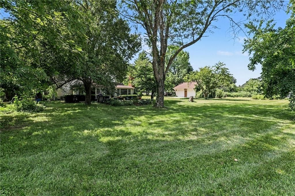 321 N Buckner Tarsney Road — photo 34