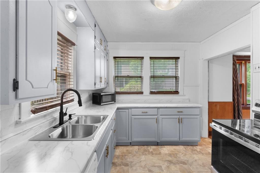 841 S Leslie Avenue — photo 13