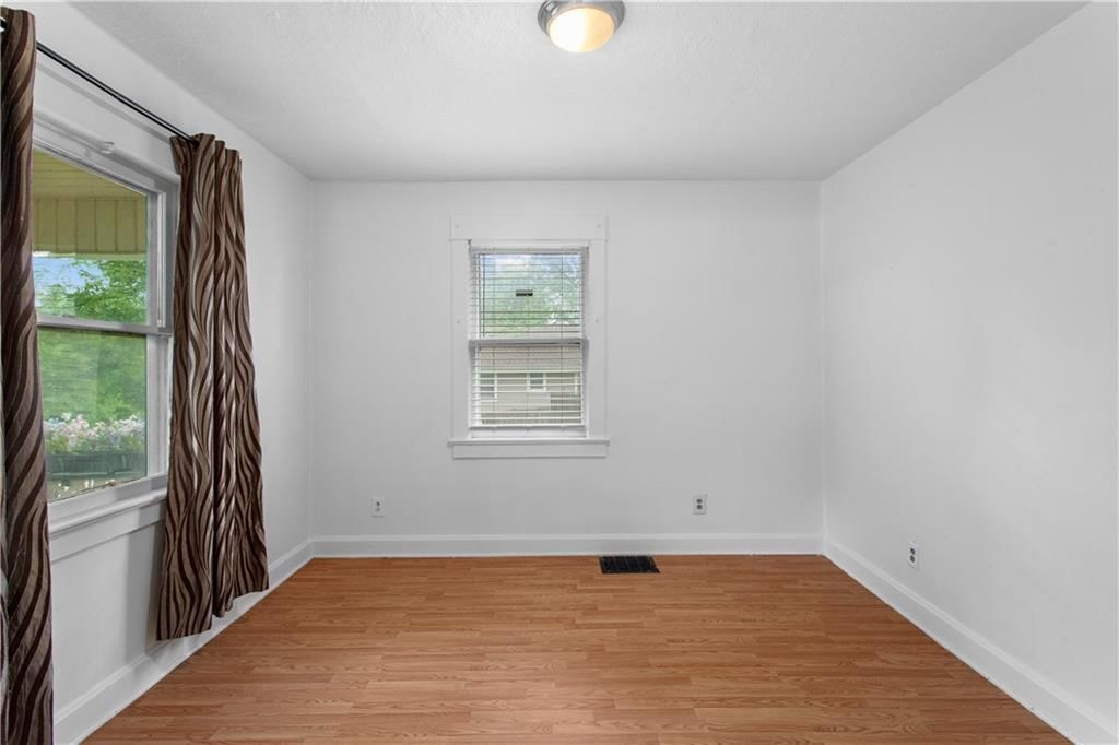 841 S Leslie Avenue — photo 17