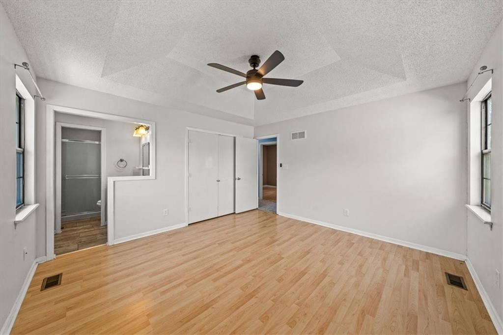 3408 E 104th Street — photo 18