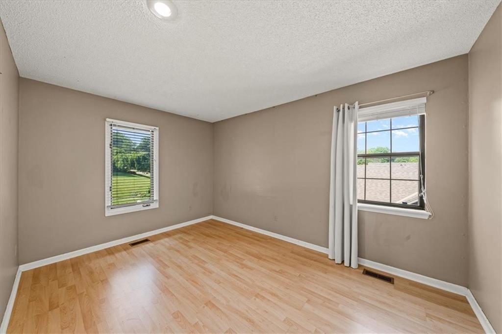 3408 E 104th Street — photo 21