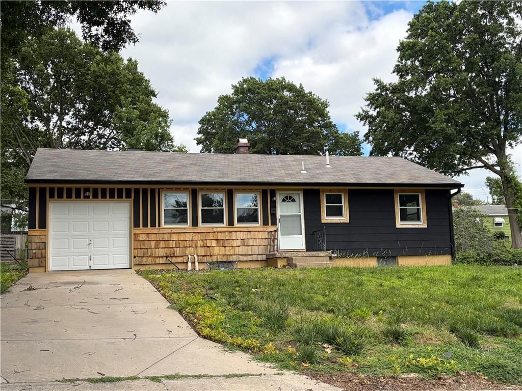 12808 E Bowen Street — photo 1