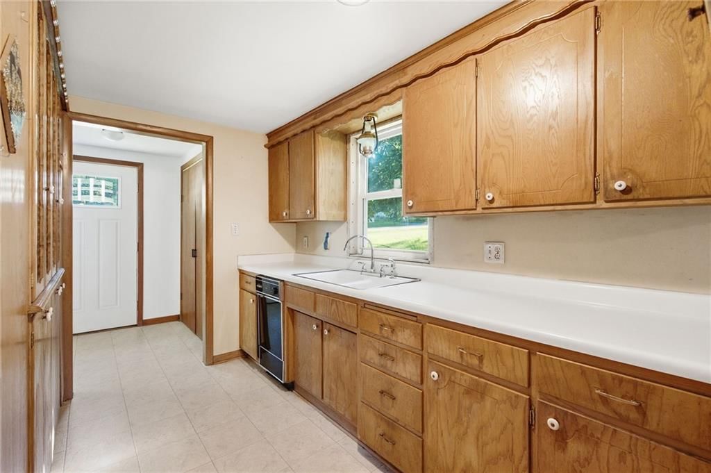 5619 FARROW Avenue — photo 10