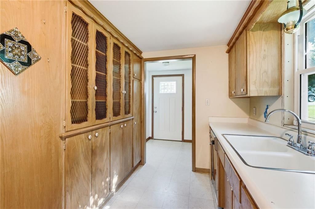 5619 FARROW Avenue — photo 11
