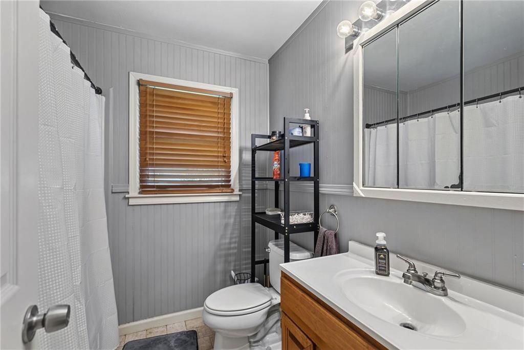 6303 N Wayne Avenue — photo 13