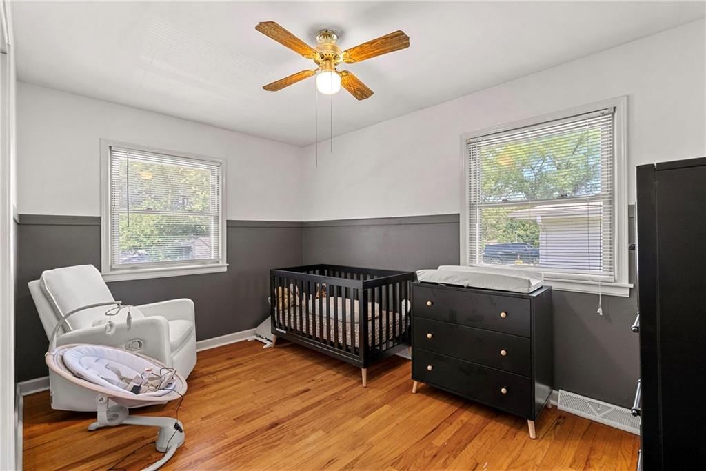 6303 N Wayne Avenue — photo 16