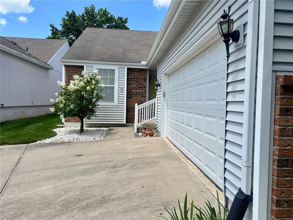 5226 Downey Avenue — photo 6
