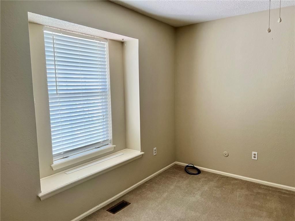 5226 Downey Avenue — photo 14