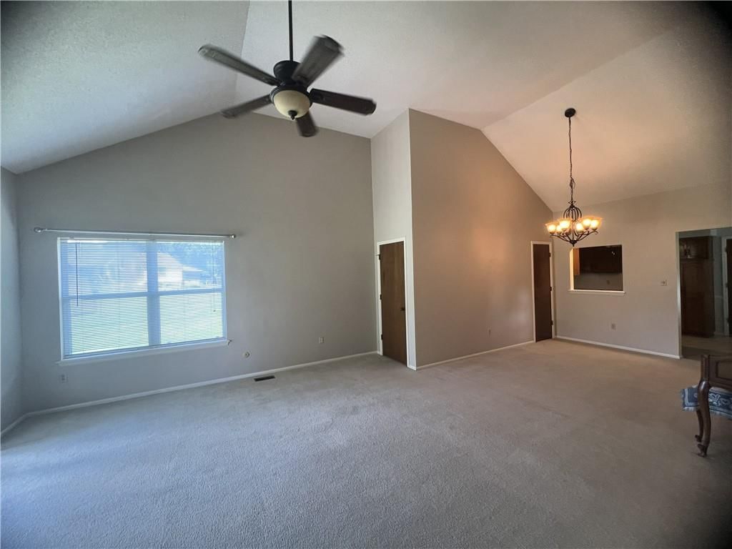 5226 Downey Avenue — photo 33