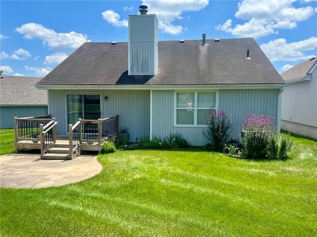 5226 Downey Avenue — photo 36