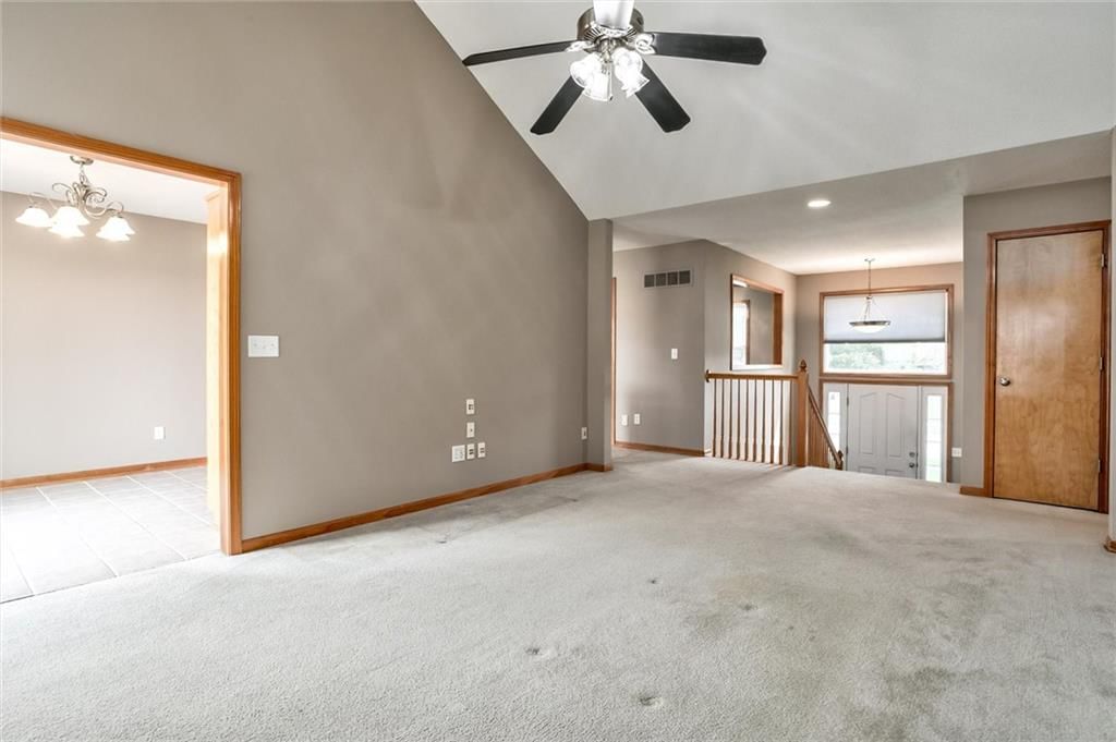 2715 Stratton Drive — photo 4