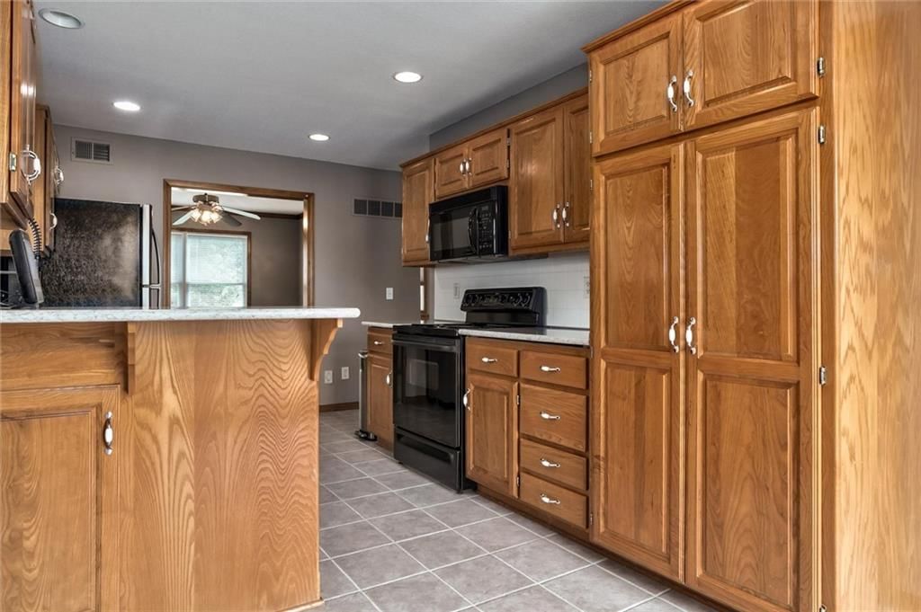 2715 Stratton Drive — photo 6