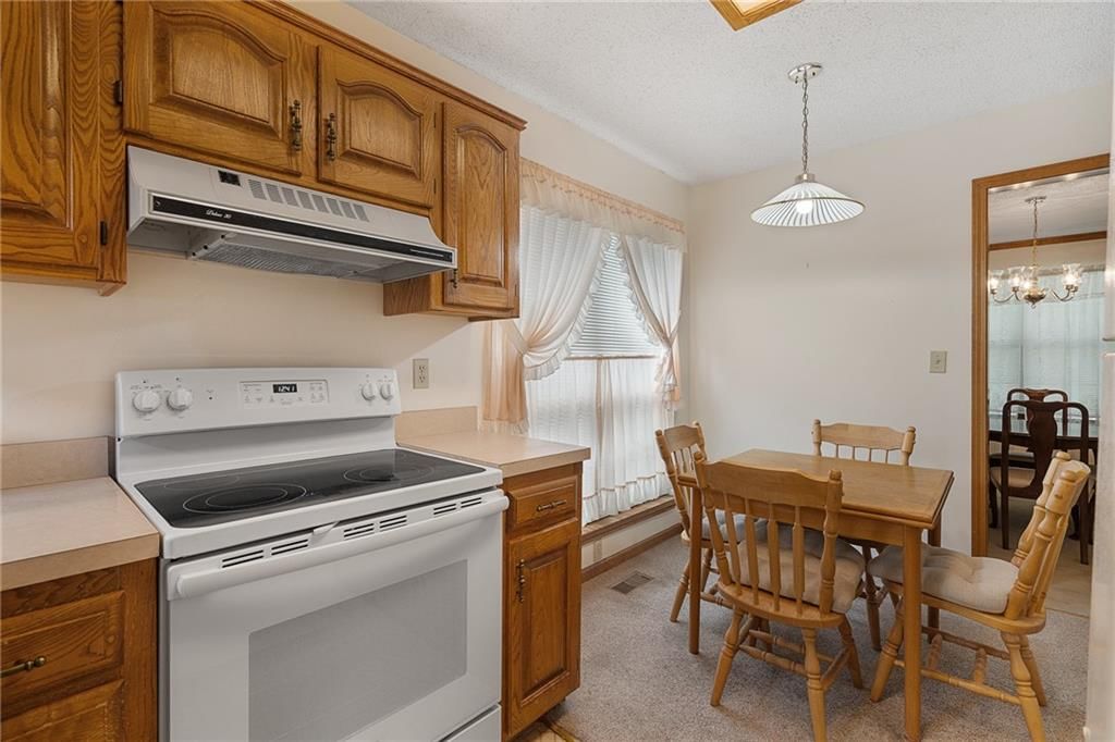 23985 W 57th Terrace — photo 13