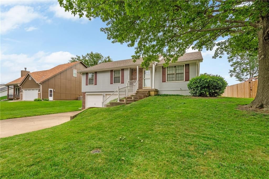 23985 W 57th Terrace — photo 33