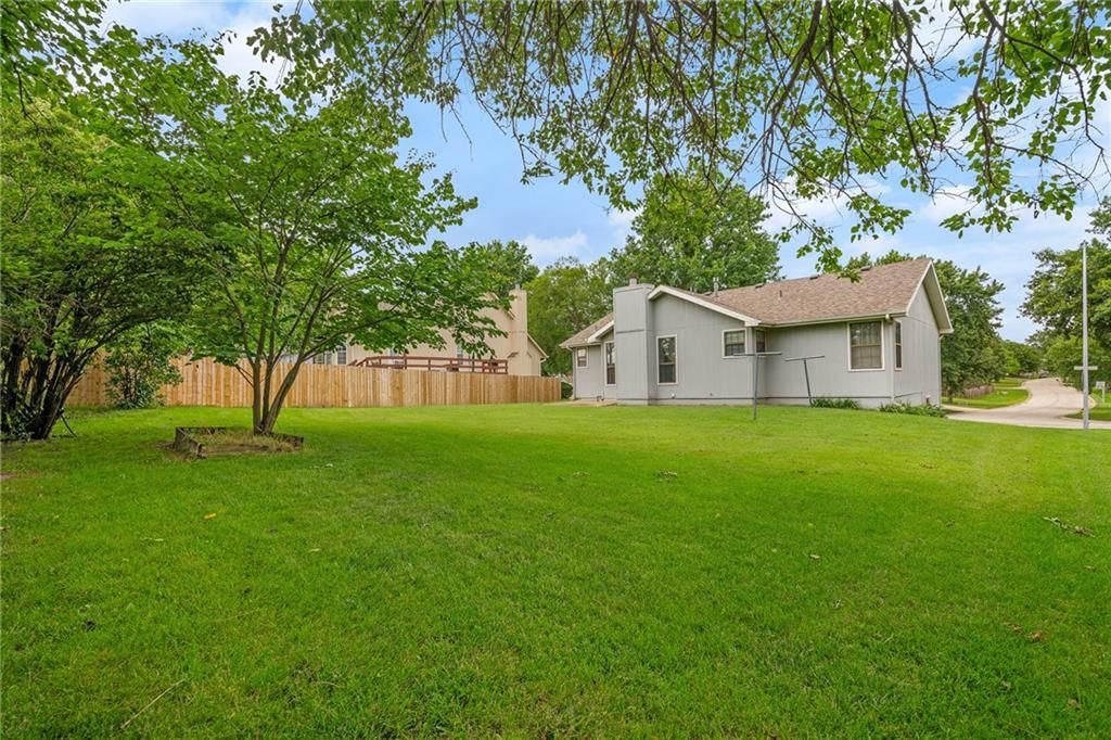 23985 W 57th Terrace — photo 35