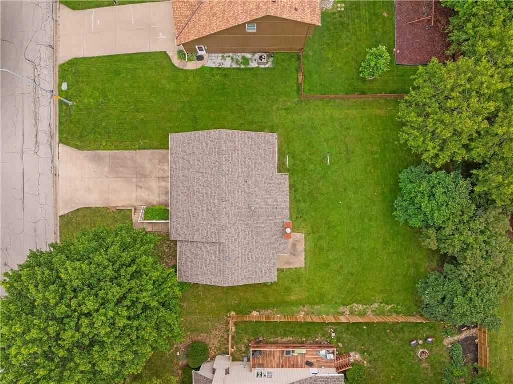 23985 W 57th Terrace — photo 43