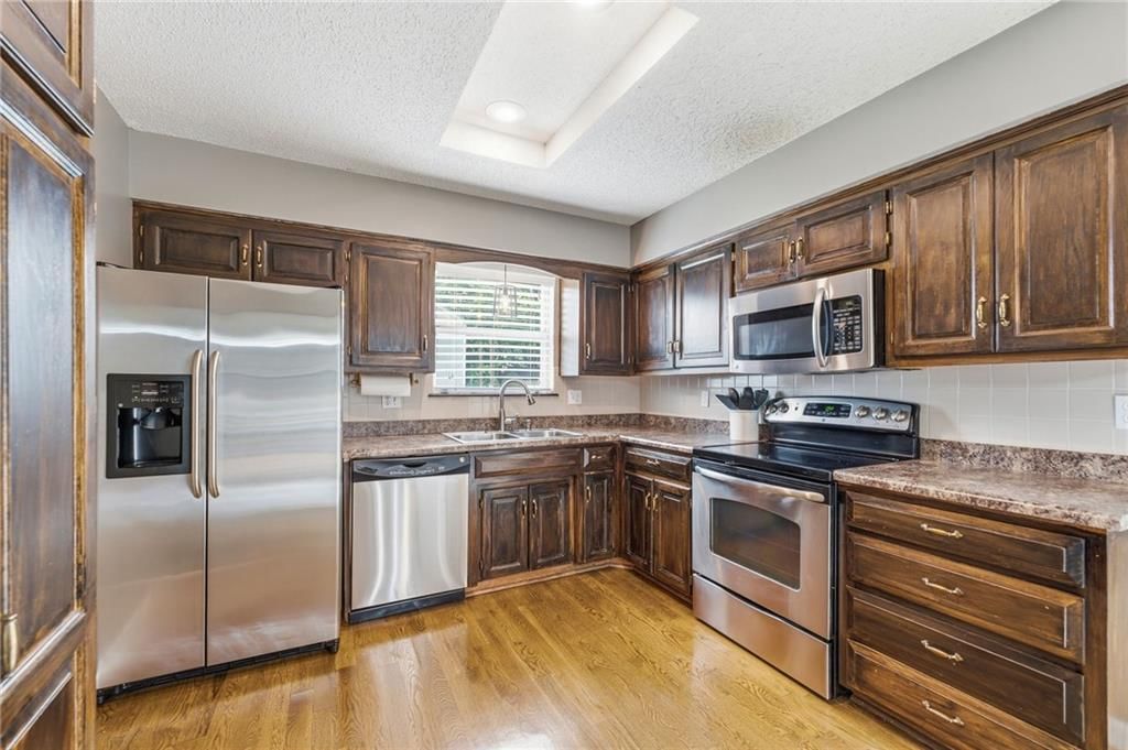 404 SE Onyx Drive — photo 6