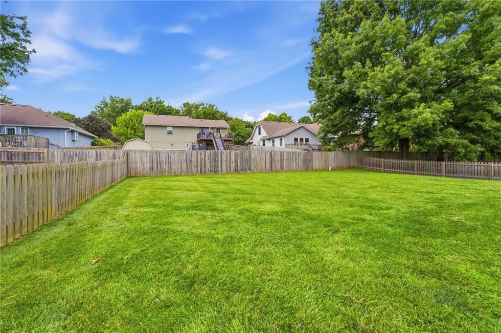 404 SE Onyx Drive — photo 25