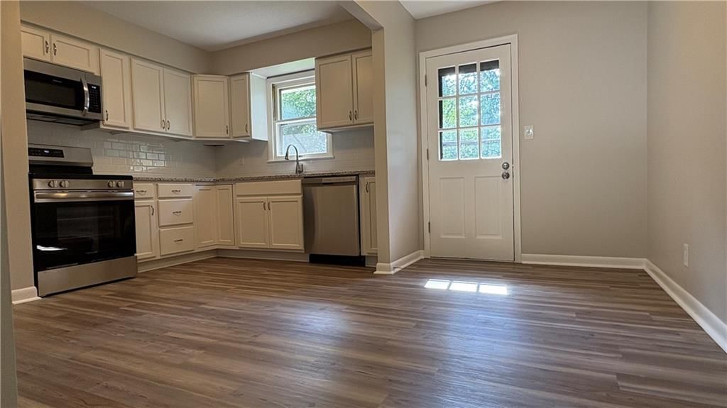 5004 Hawthorne Avenue — photo 5