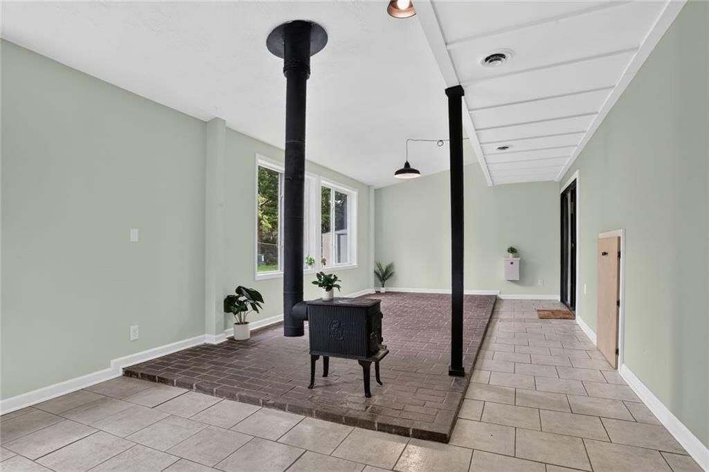 228 Deerfield Lane — photo 11