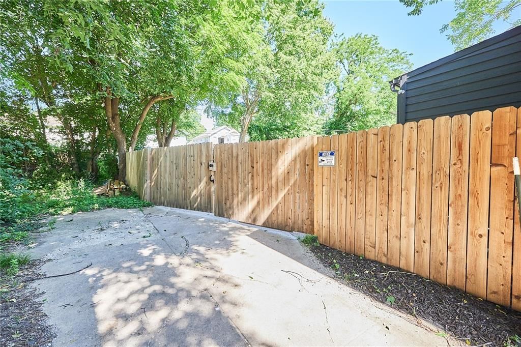 5024 Olive Street — photo 32