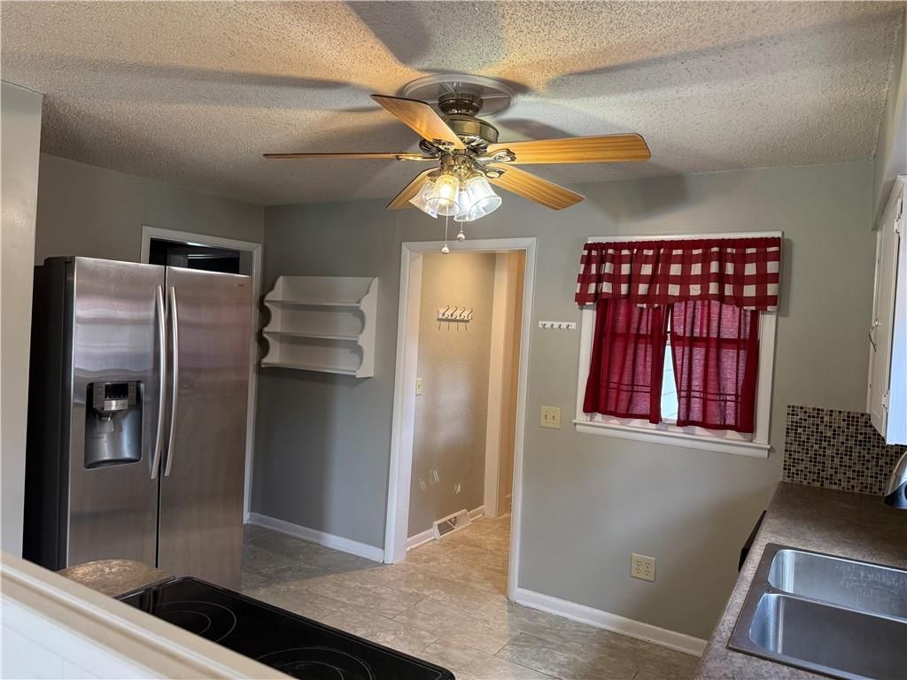 404 W Dakota Street — photo 10
