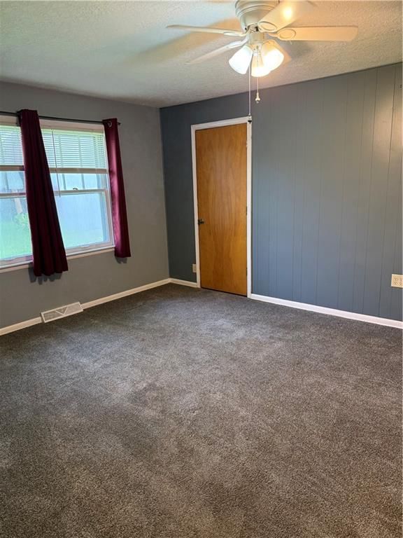 404 W Dakota Street — photo 20