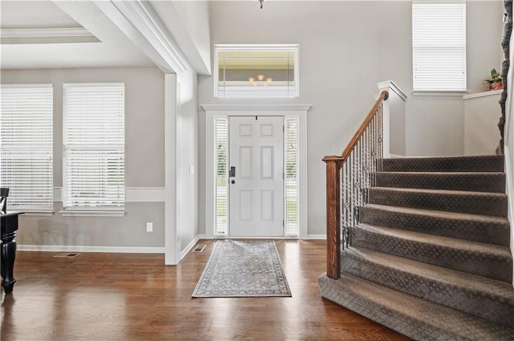 2268 W Concord Drive — photo 3