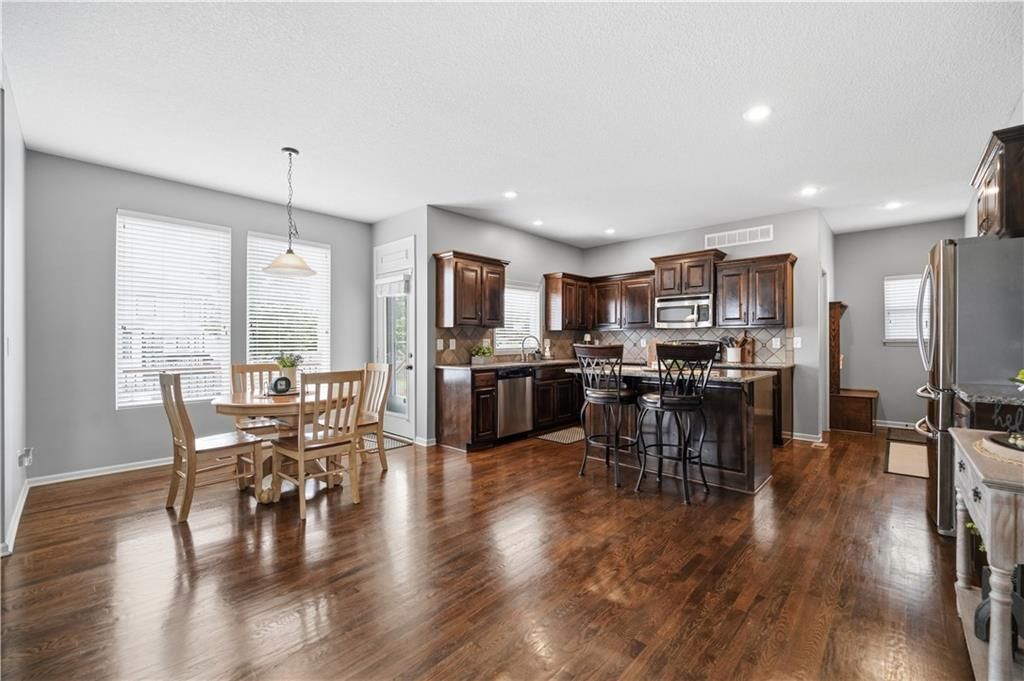 2268 W Concord Drive — photo 10