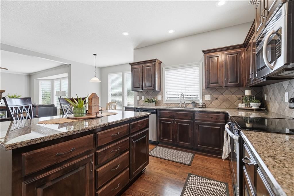 2268 W Concord Drive — photo 17