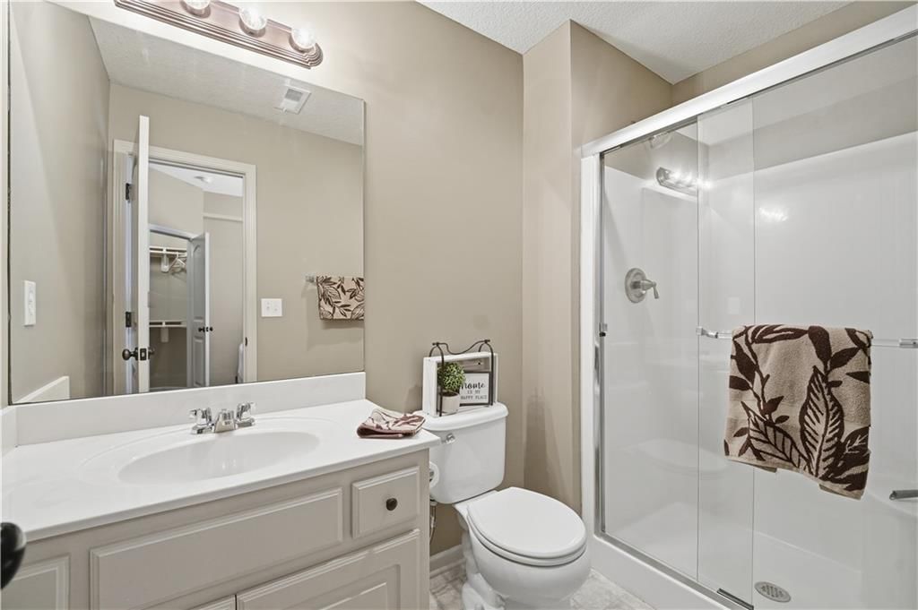 2268 W Concord Drive — photo 35