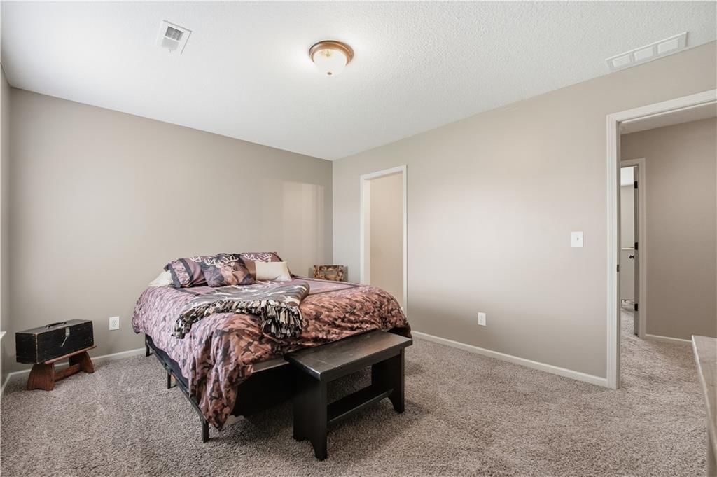 2268 W Concord Drive — photo 38
