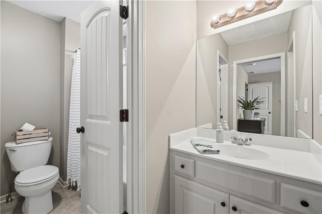 2268 W Concord Drive — photo 42