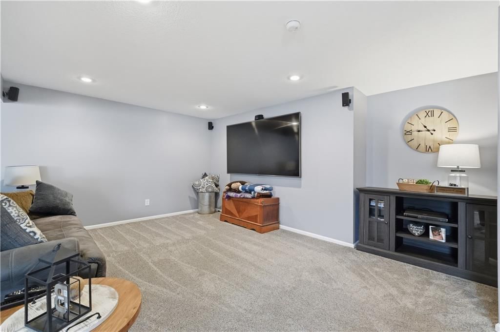 2268 W Concord Drive — photo 45