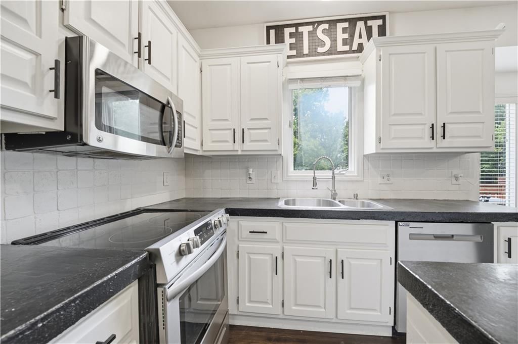 8004 W 144th Place — photo 10