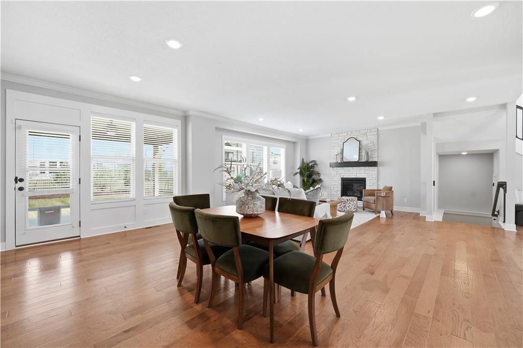 318 NW Ambersham Drive — photo 16