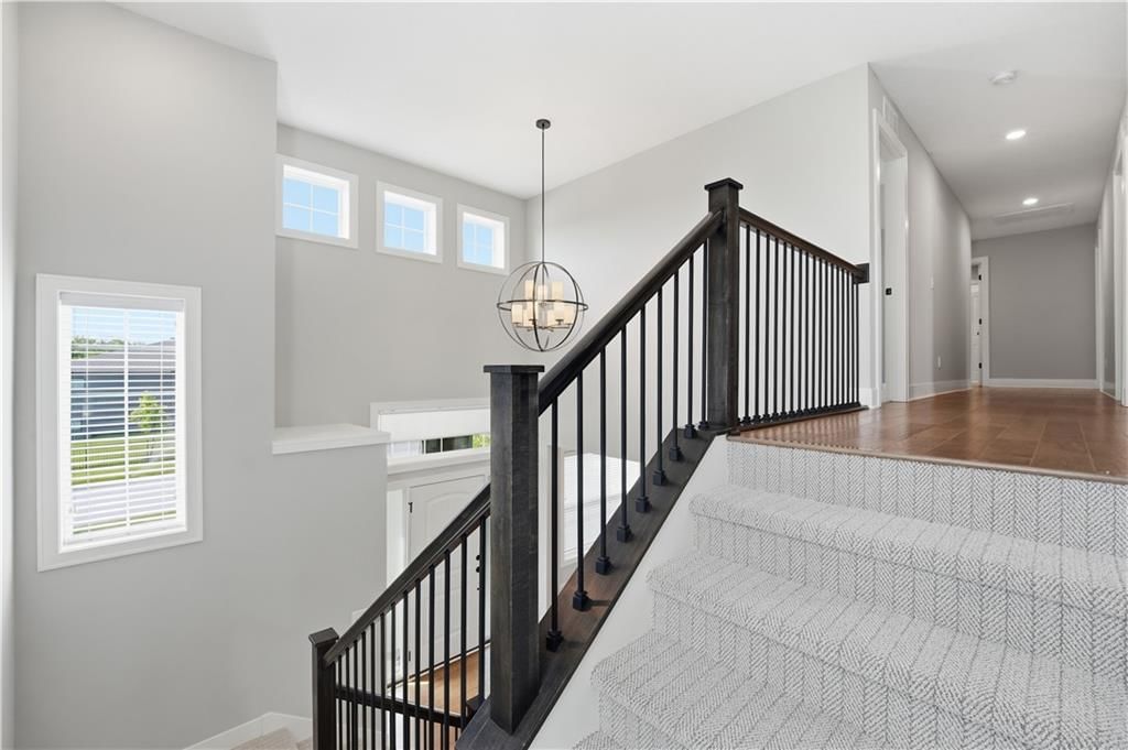 318 NW Ambersham Drive — photo 37