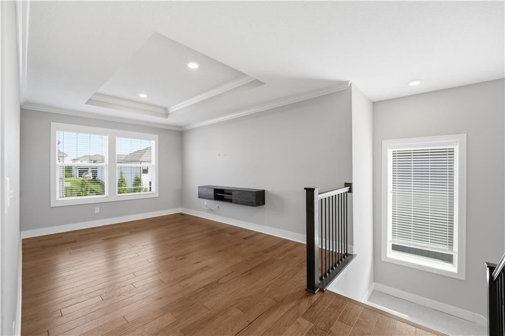 318 NW Ambersham Drive — photo 38