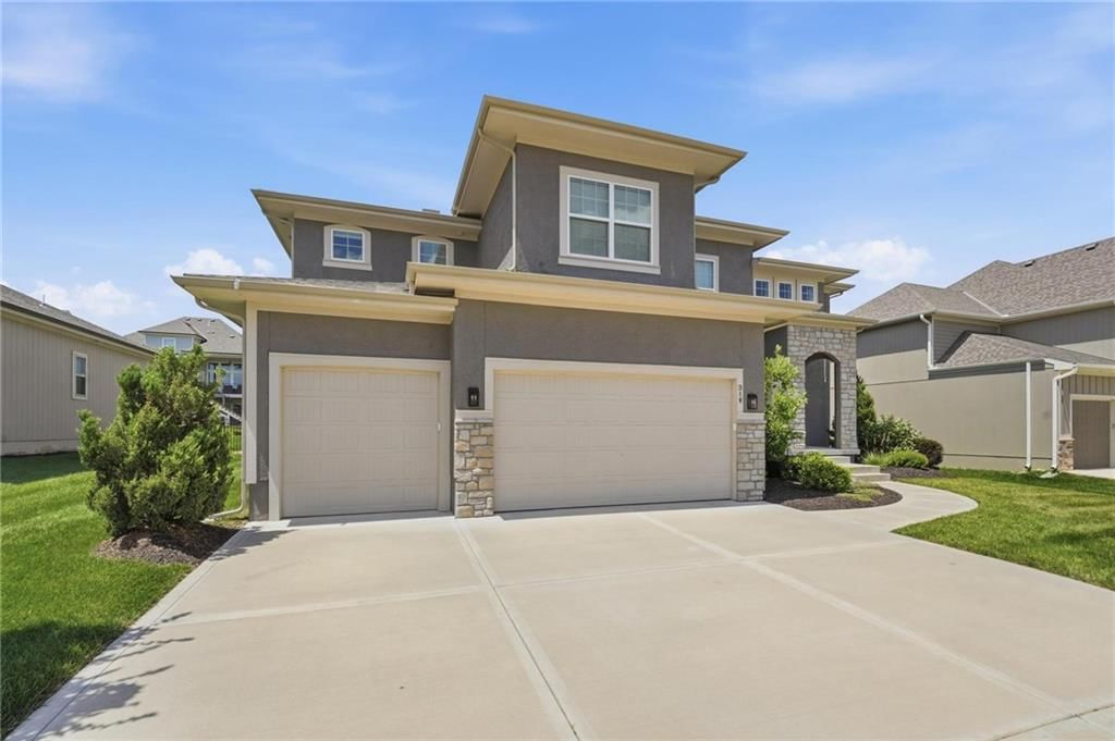 318 NW Ambersham Drive — photo 57