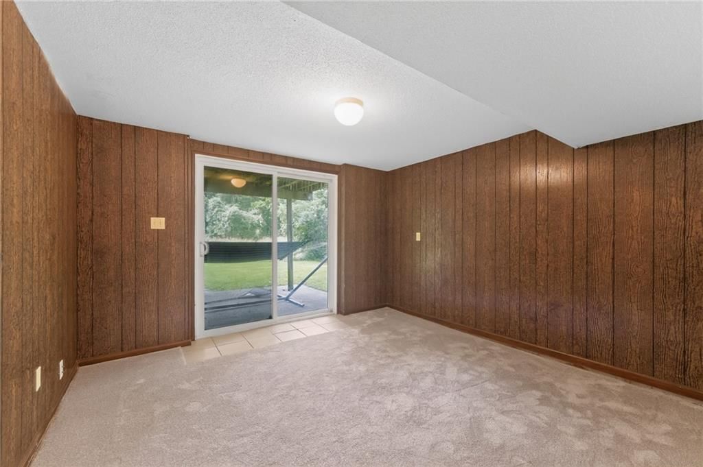 5924 NW Creekview Drive — photo 16