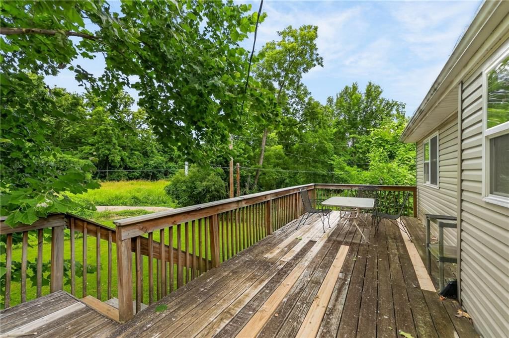 5924 NW Creekview Drive — photo 21