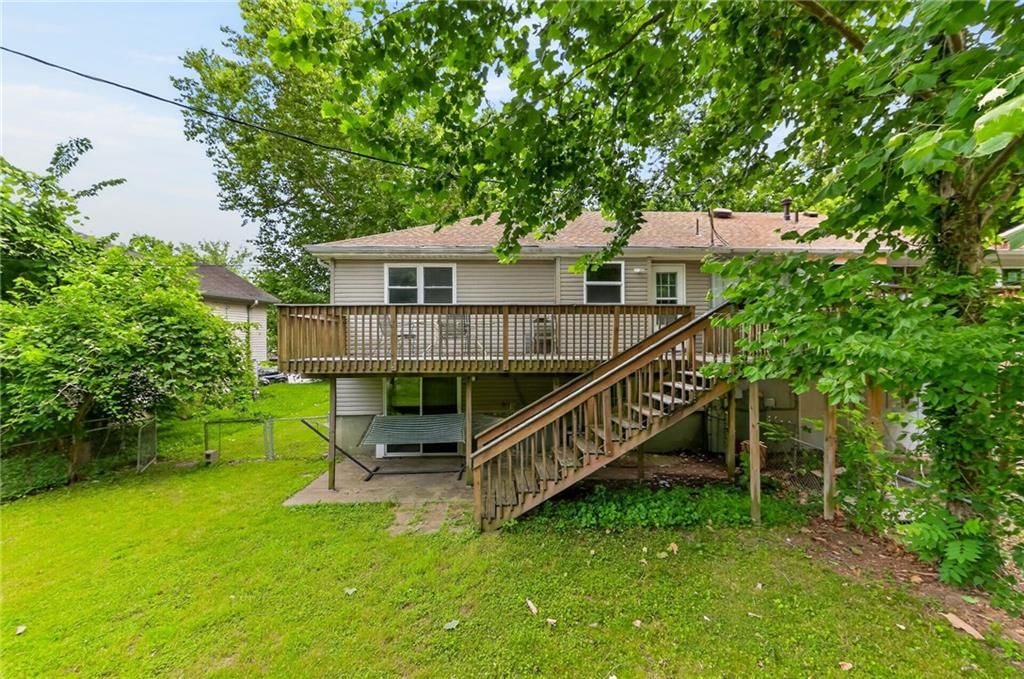 5924 NW Creekview Drive — photo 22