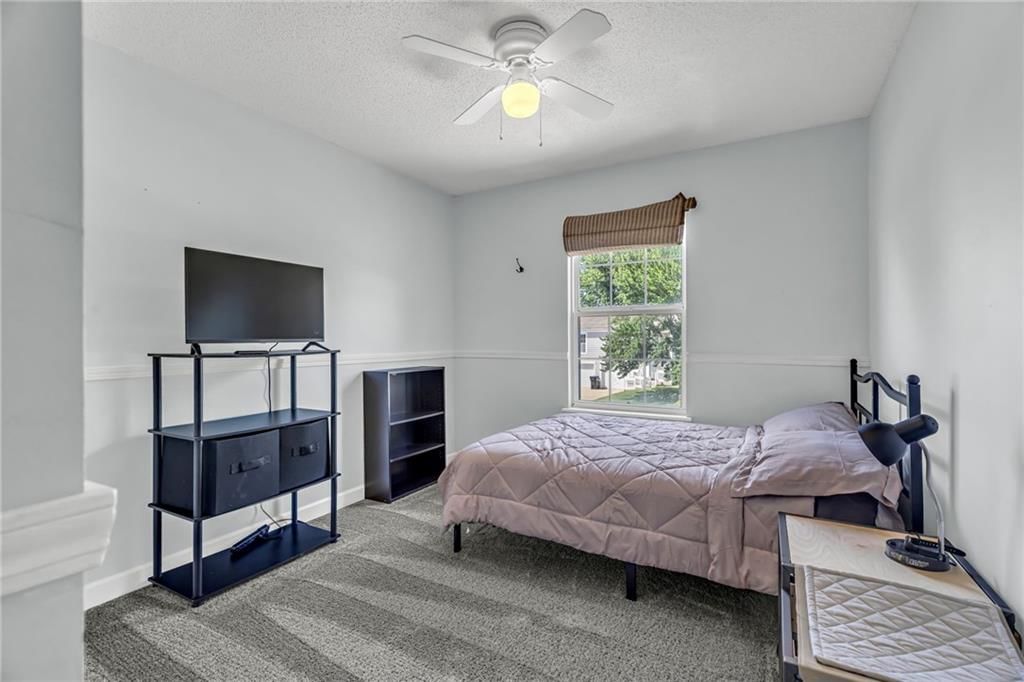 2529 SE Winchester Drive — photo 13