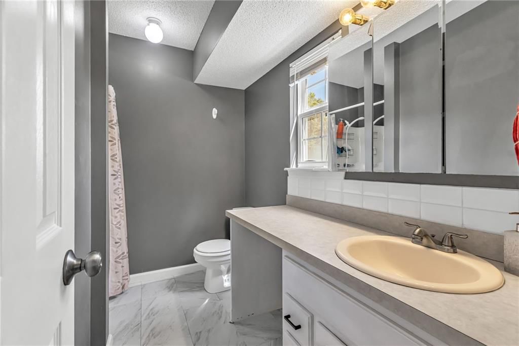 2529 SE Winchester Drive — photo 16