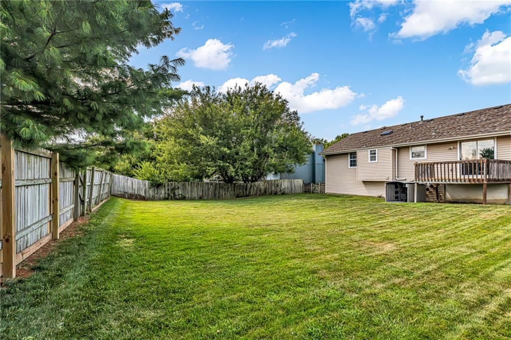 2529 SE Winchester Drive — photo 22