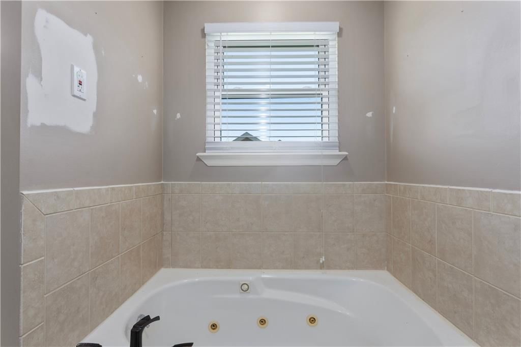 3812 Clayton Drive — photo 23