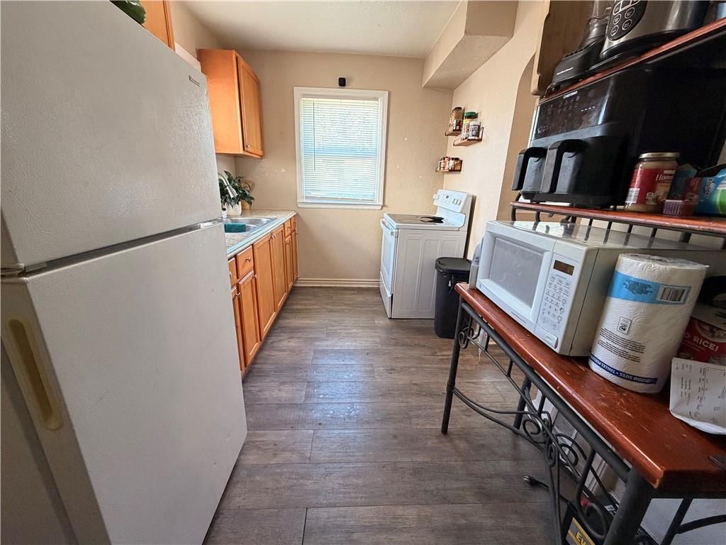1480 E 77 Street — photo 14