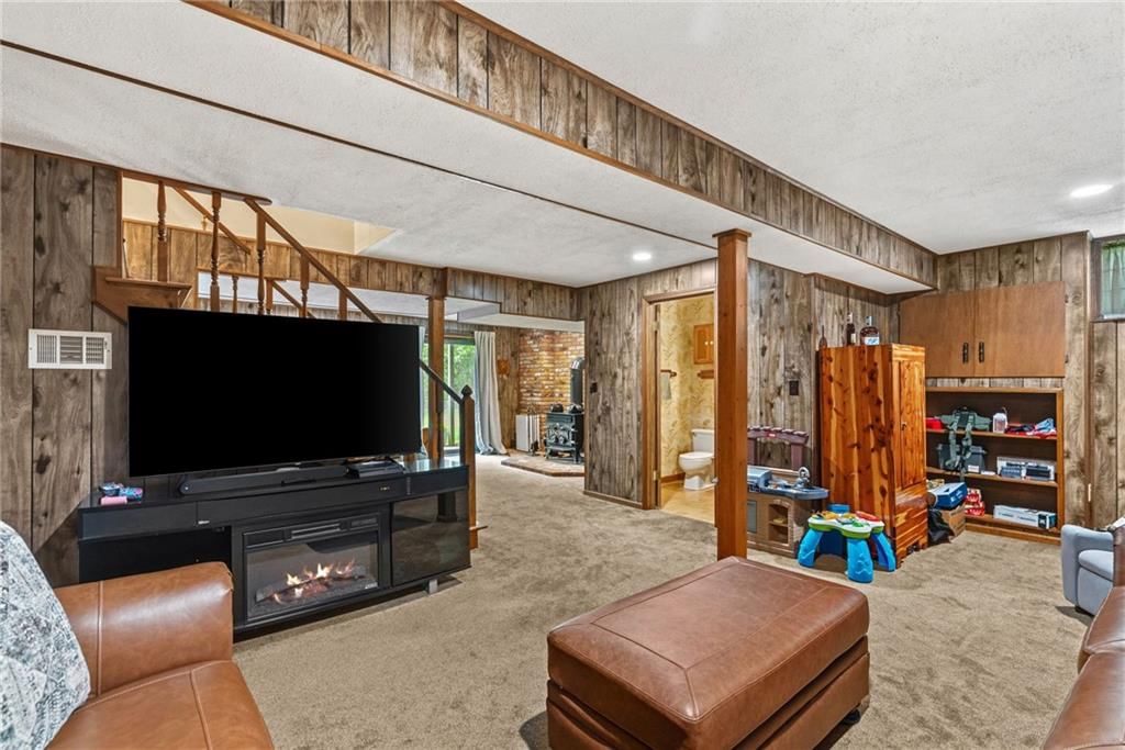 8921 Boten Road — photo 32