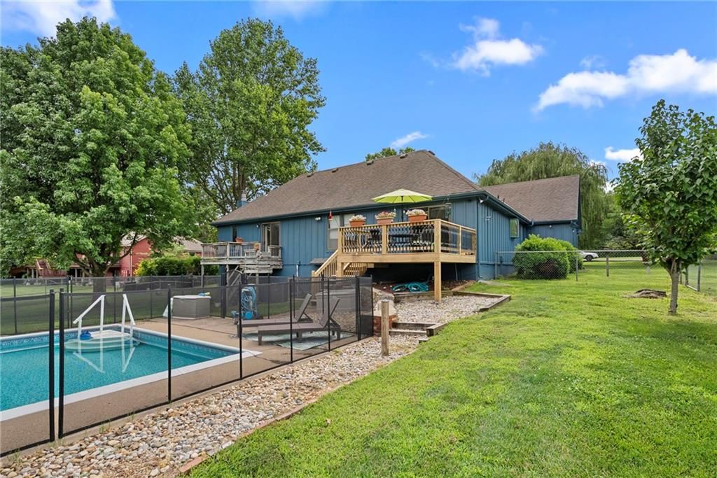 8921 Boten Road — photo 35
