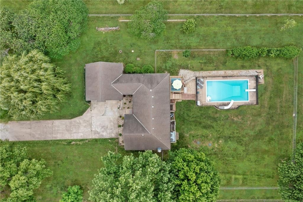 8921 Boten Road — photo 46